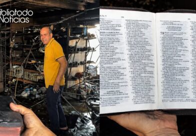 Fuego destruye una tienda en Brasil, pero una Biblia queda intacta entre las cenizas Fuego destruye una tienda en Brasil, pero una Biblia queda intacta entre las cenizas